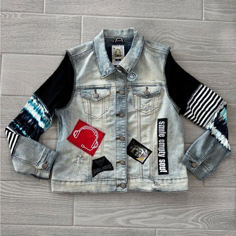STYLES EVER AFTER One of a Kind Upcycled Patch Jacket Size Medium VGUC